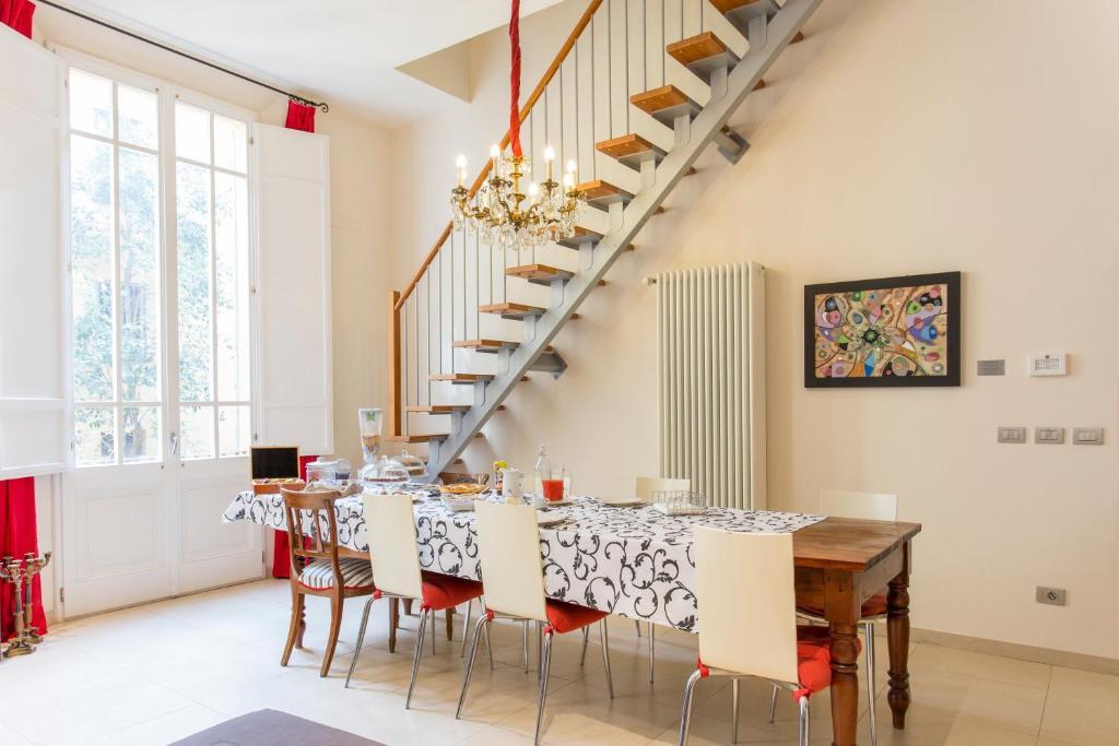 לינה וארוחת בוקר בולוניה Casa Ilaria חדר תמונה