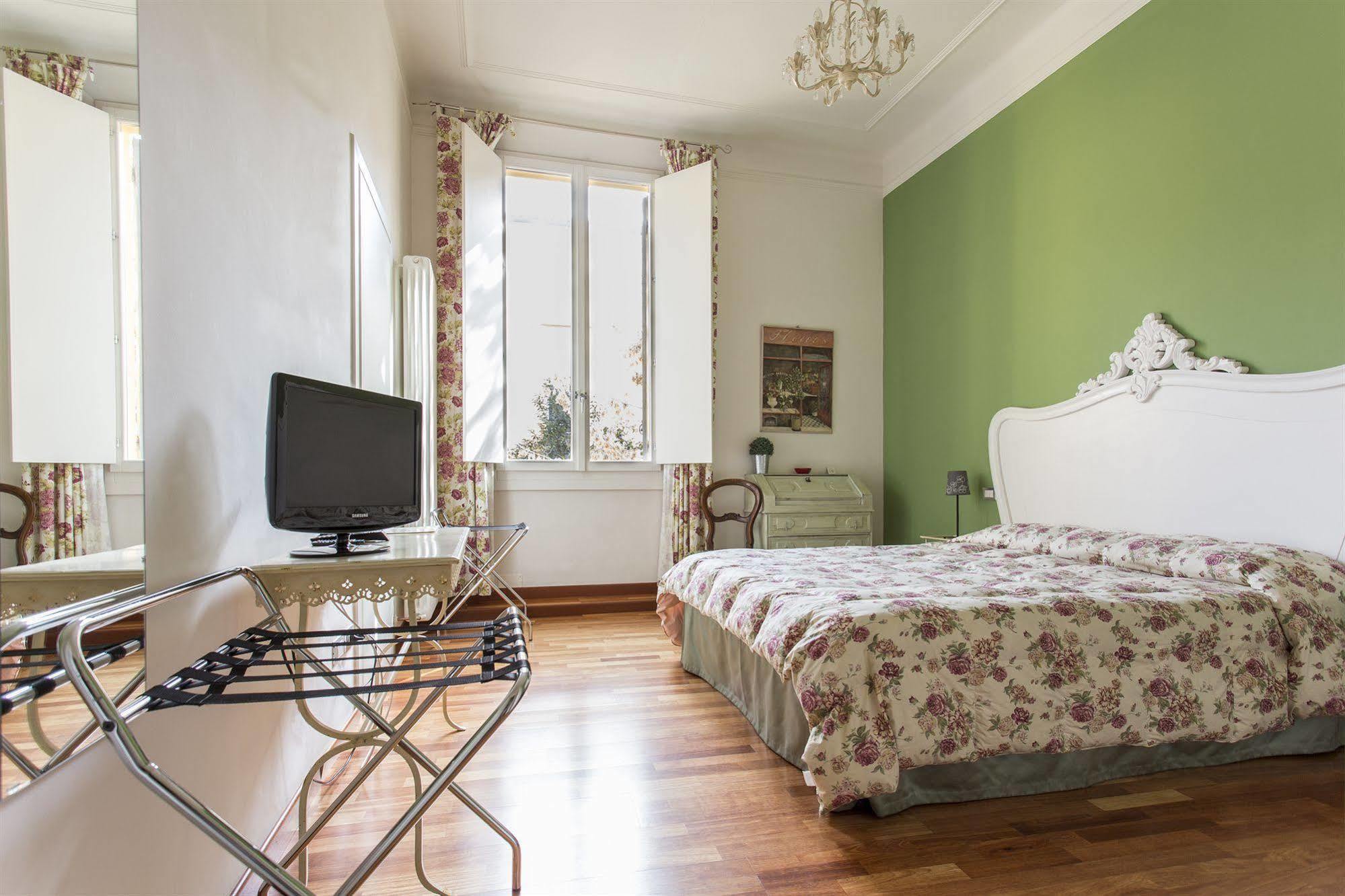 לינה וארוחת בוקר בולוניה Casa Ilaria מראה חיצוני תמונה
