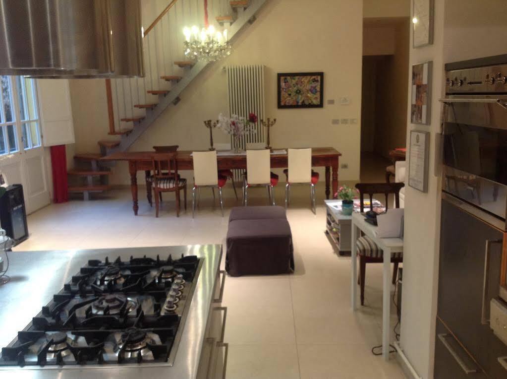 לינה וארוחת בוקר בולוניה Casa Ilaria מראה חיצוני תמונה